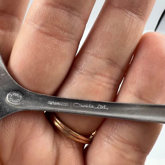 VTG 1881 Rogers Oneida Stainless American Artistry Pattern Set 3 Spoons 2 Forks - Picture 8 of 12